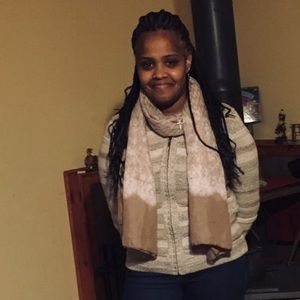 Meet your Posher, Iris delia